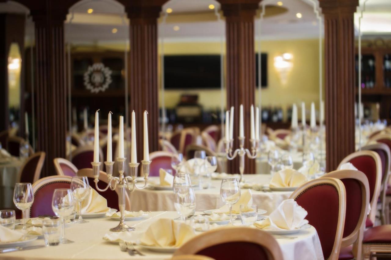 Grand Hotel Osman Ristorante Il Danubio Atena Lucana Zewnętrze zdjęcie